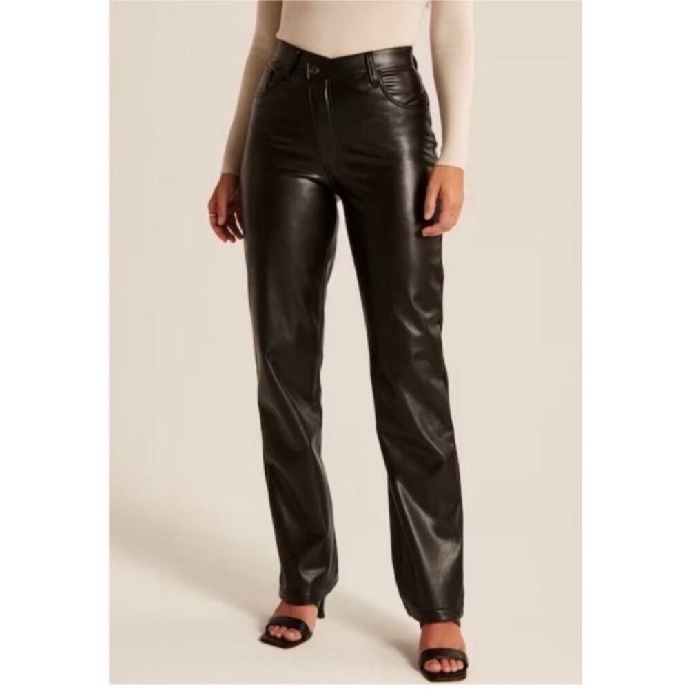 Abercrombie & Fitch The '90s Straight Ultra High Rise Faux Leather Pant Black 34